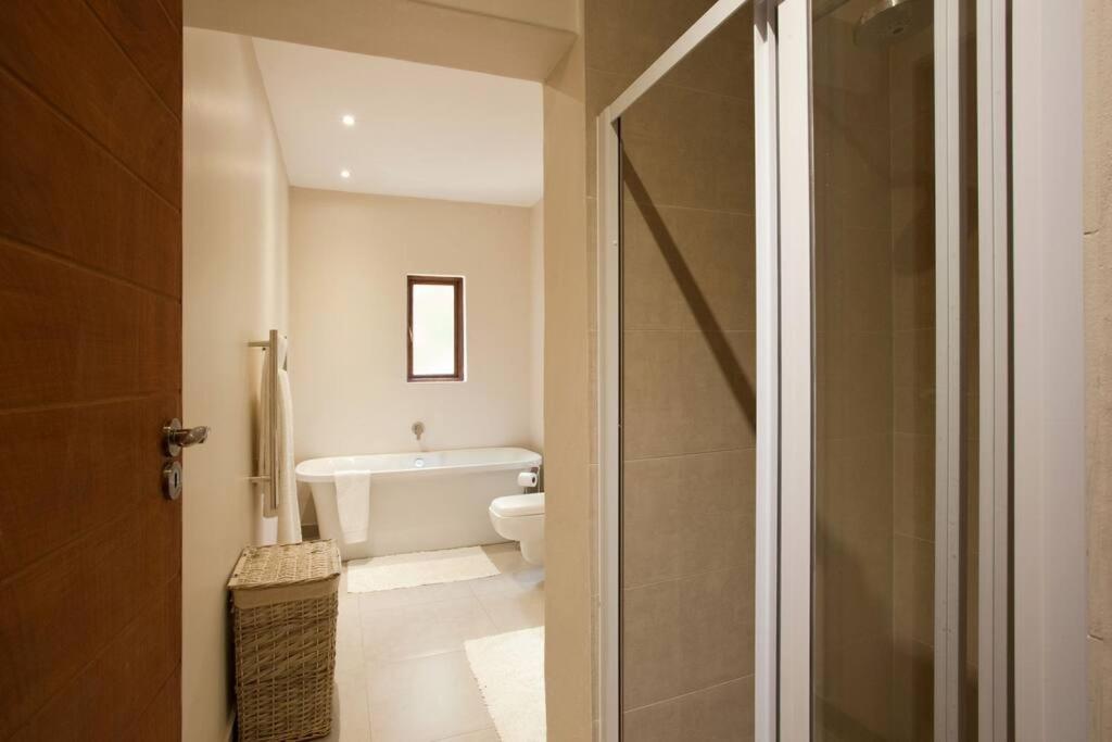 Viettz Suite Stellenbosch Ngoại thất bức ảnh